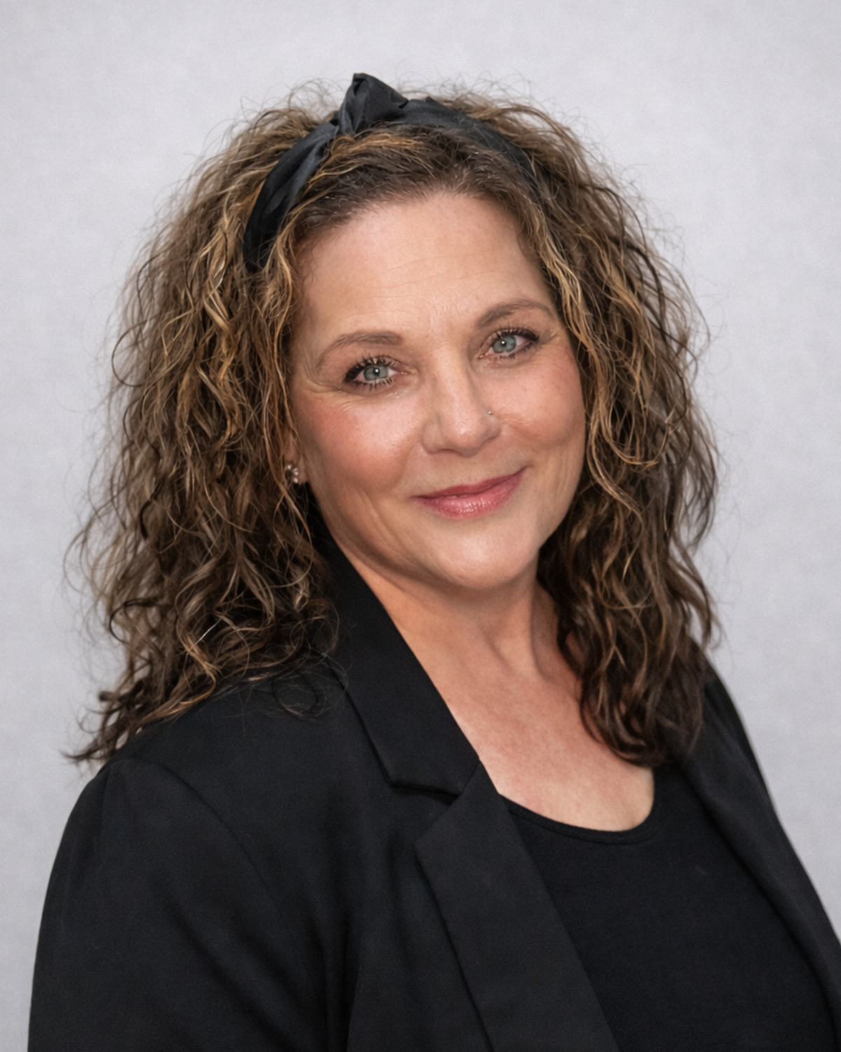 Loretta Headshot